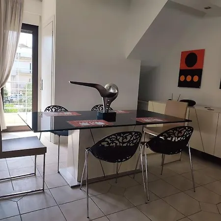 A-Class Apartment,Near The Sea & Patras University Exterior foto